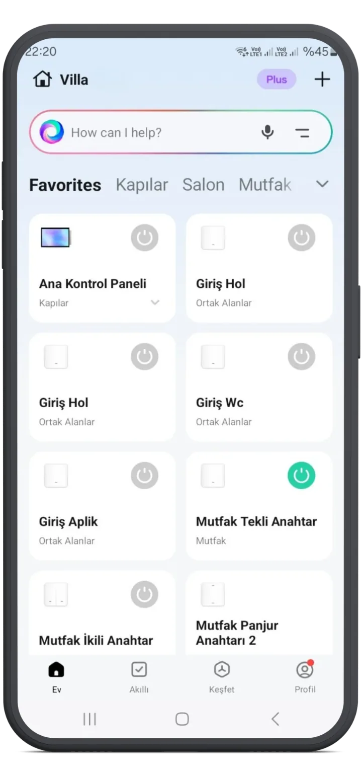 Tuya Smart uygulaması ana ekranı — odalara göre gruplanmış akıllı ev cihazları