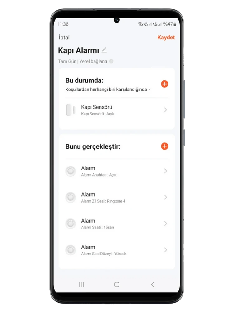 Smart Life uygulamasında kapı alarmı senaryosu: koşul kapı sensörü açık, görevler alarm anahtarı açık, zil sesi 4, süre 15 saniye, ses düzeyi yüksek
