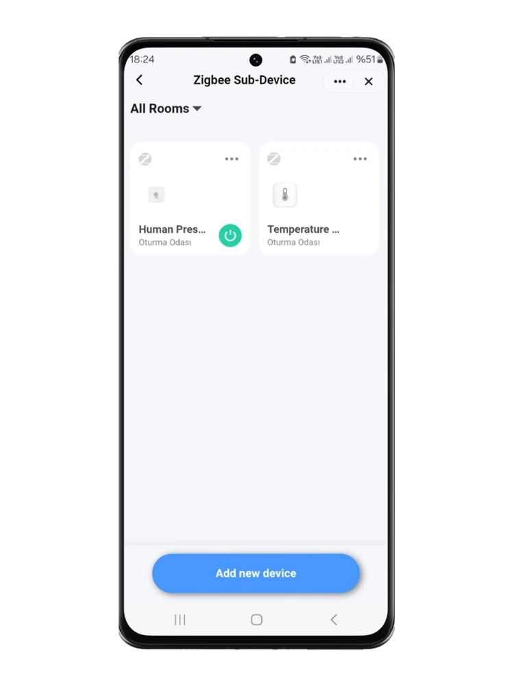 Smart Life uygulamasında köprüye bağlı Zigbee cihazların listesi ve yeni cihaz ekle düğmesi