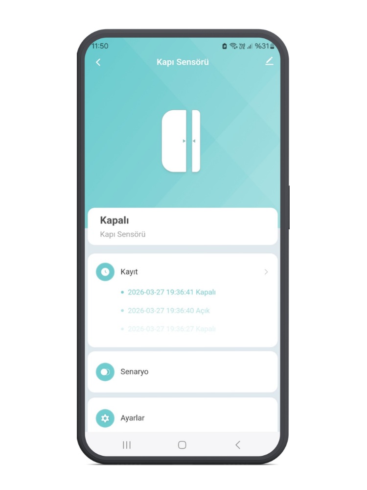 Smart Life uygulamasında kapının kapalı durumu, kayıt listesi, senaryo ve ayarlar satırları